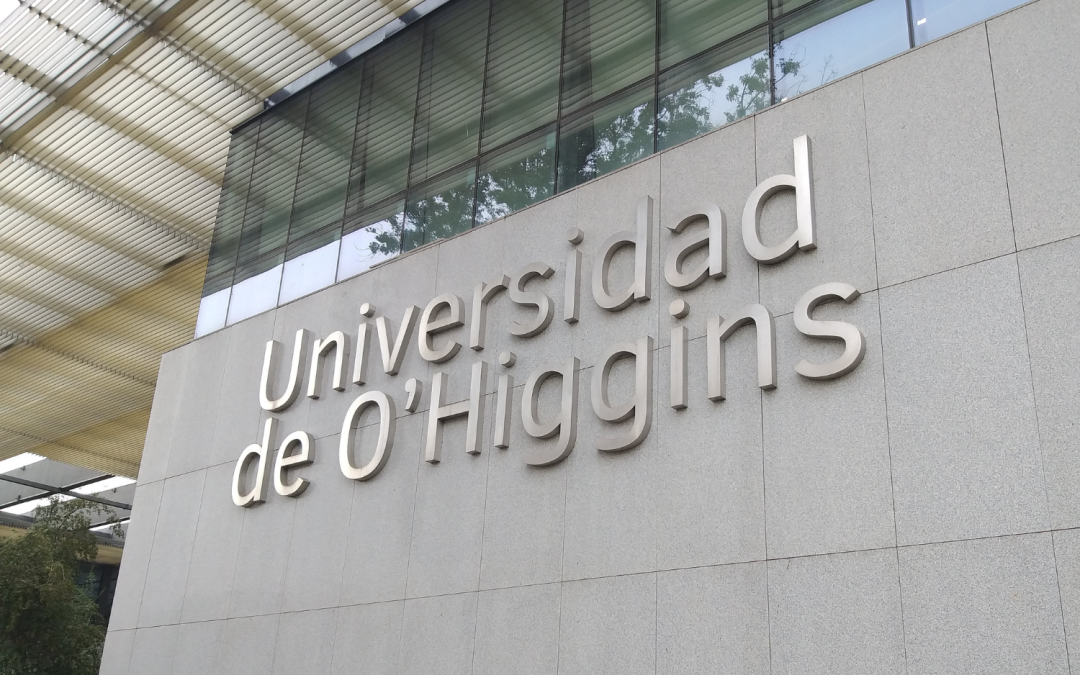 UOH avanza en la preservación de material fotográfico y documental de la región